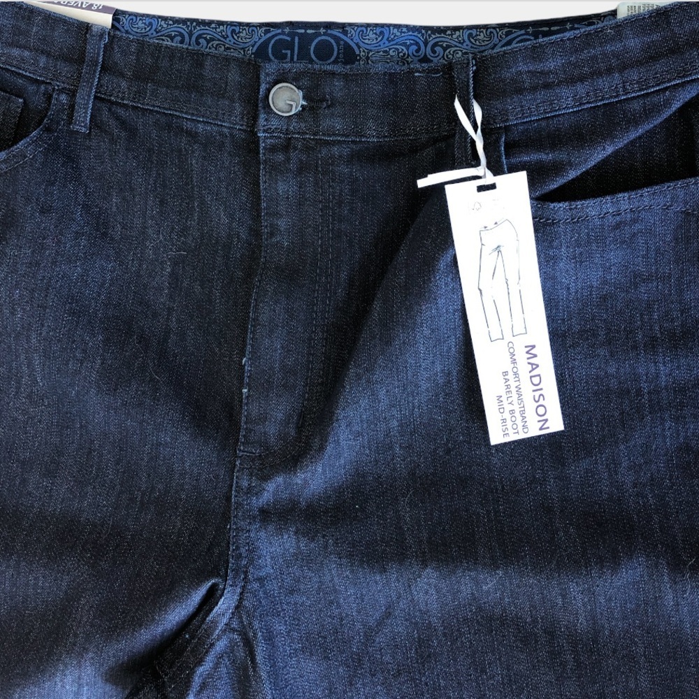 Gloria Vanderbilt Jeans - Picture 3 of 7